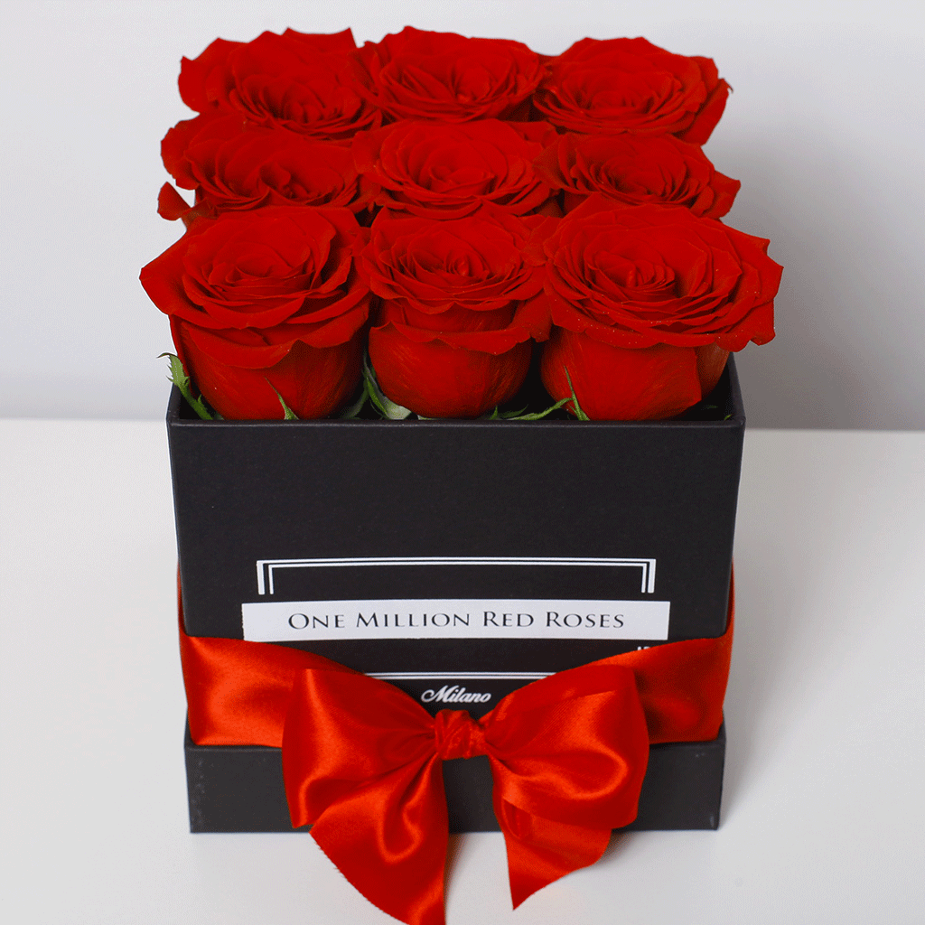 scatola quadrata nera per rose